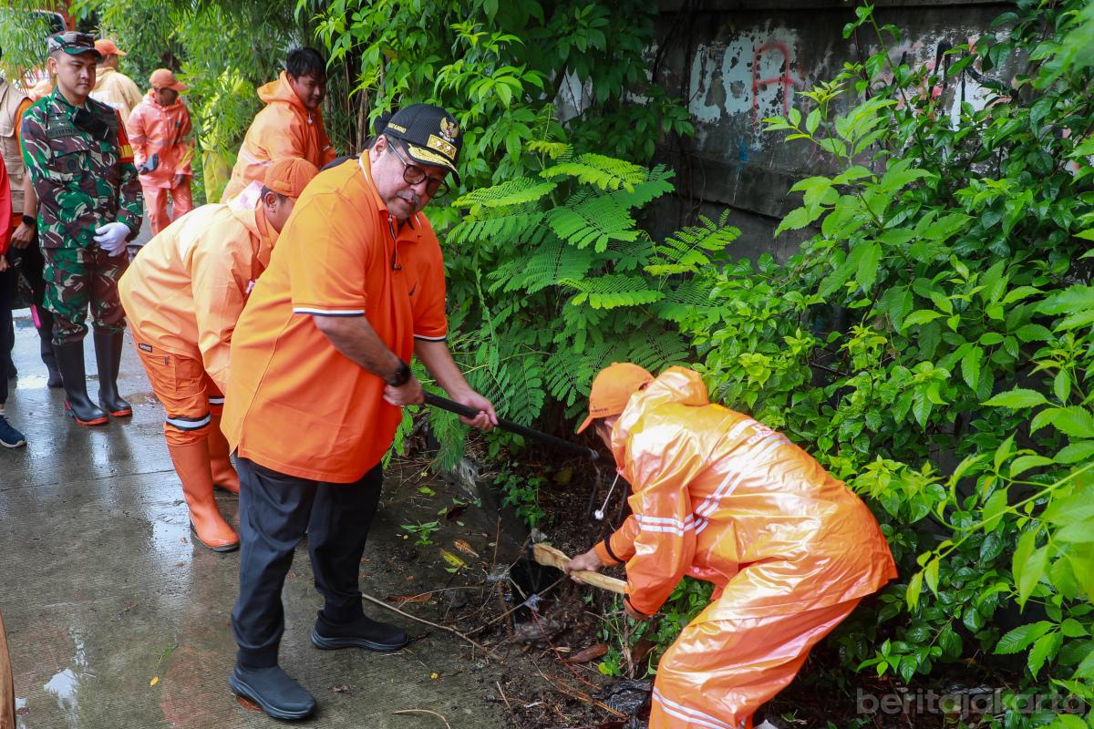 Rano kerja bakti jakpus rezap (1)