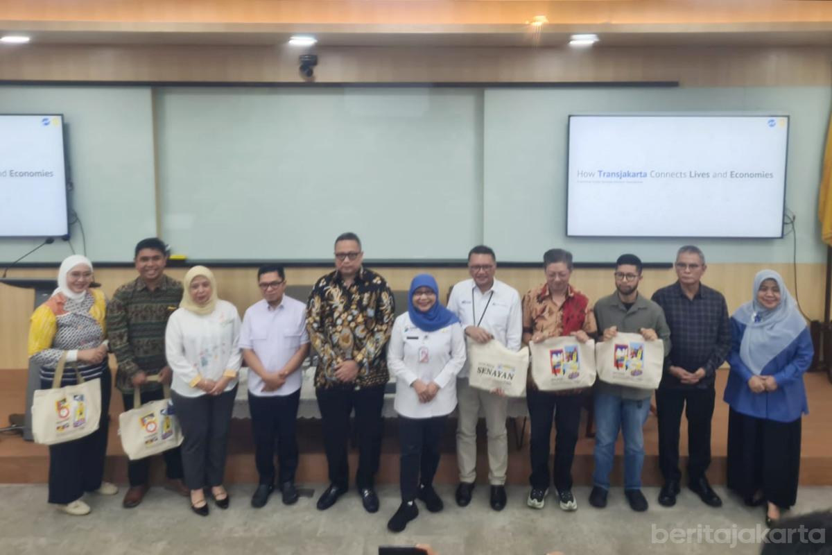 Transjakarta ui kerjasama