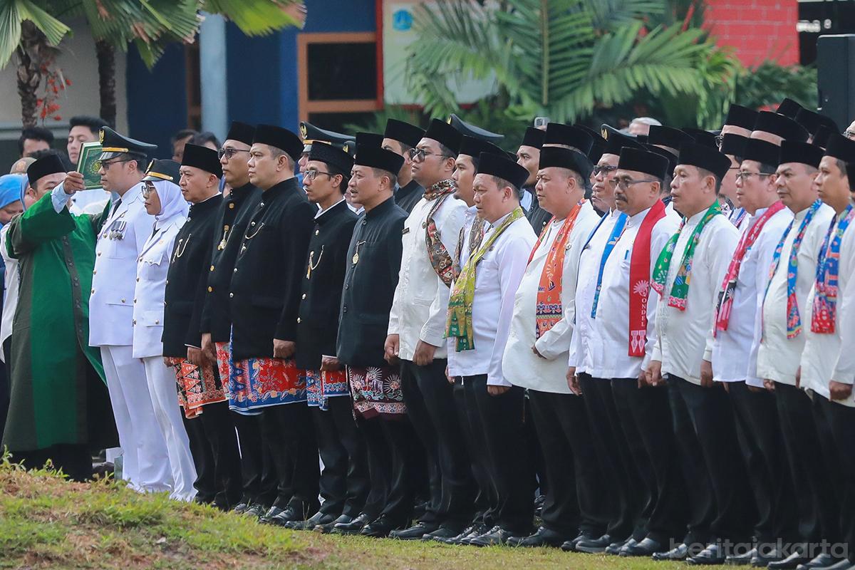 Pelantikan eselon 3 dan 4 rezap ilus