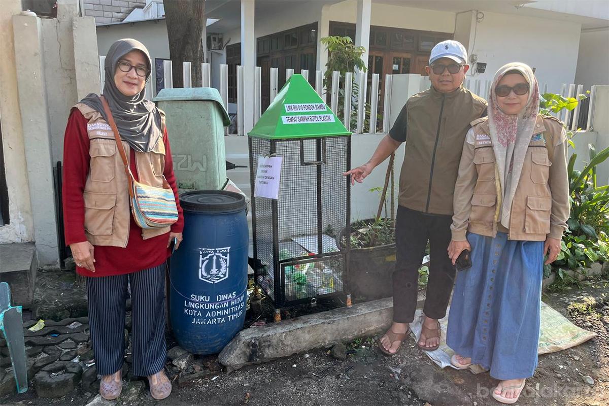 Gerakan pilah sampah pondok bambu nur