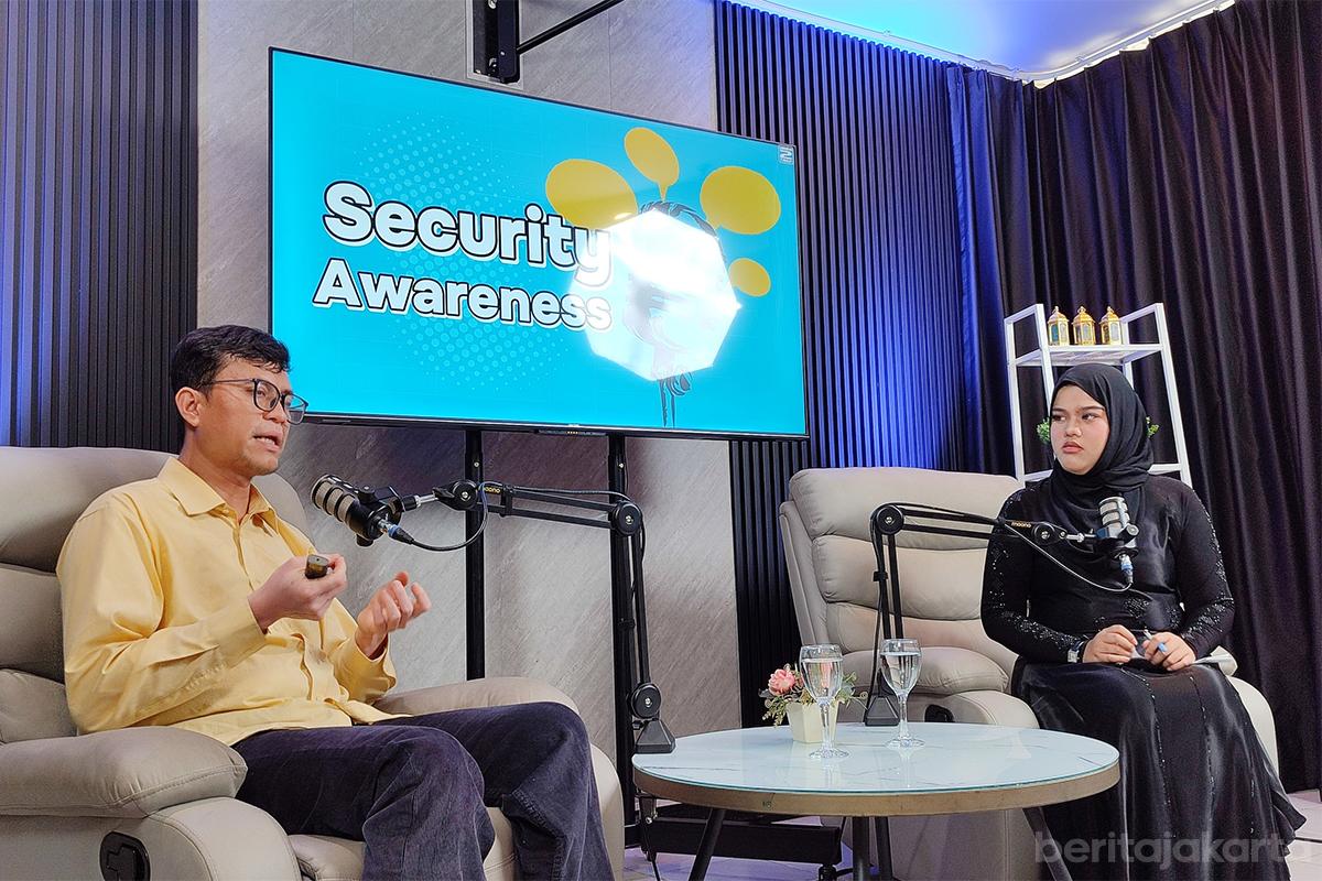 Kominfotik jakbar security awareness budi