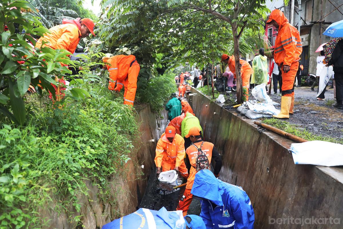 Kerja Bakti Jaga Jakarta 1 jati