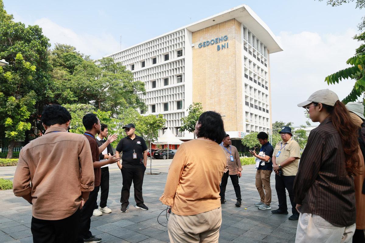 Pemandu wisata lokal ist