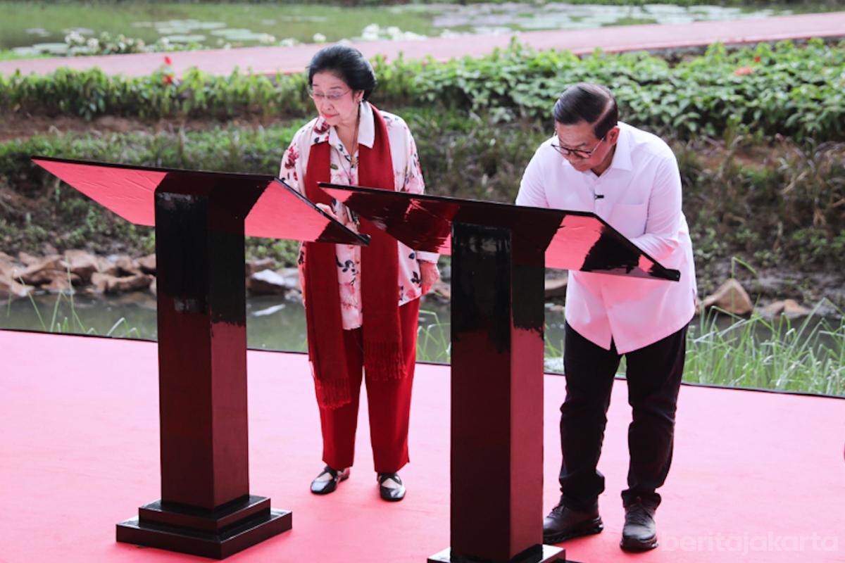 Taman Bendera Pusaka 8 jati