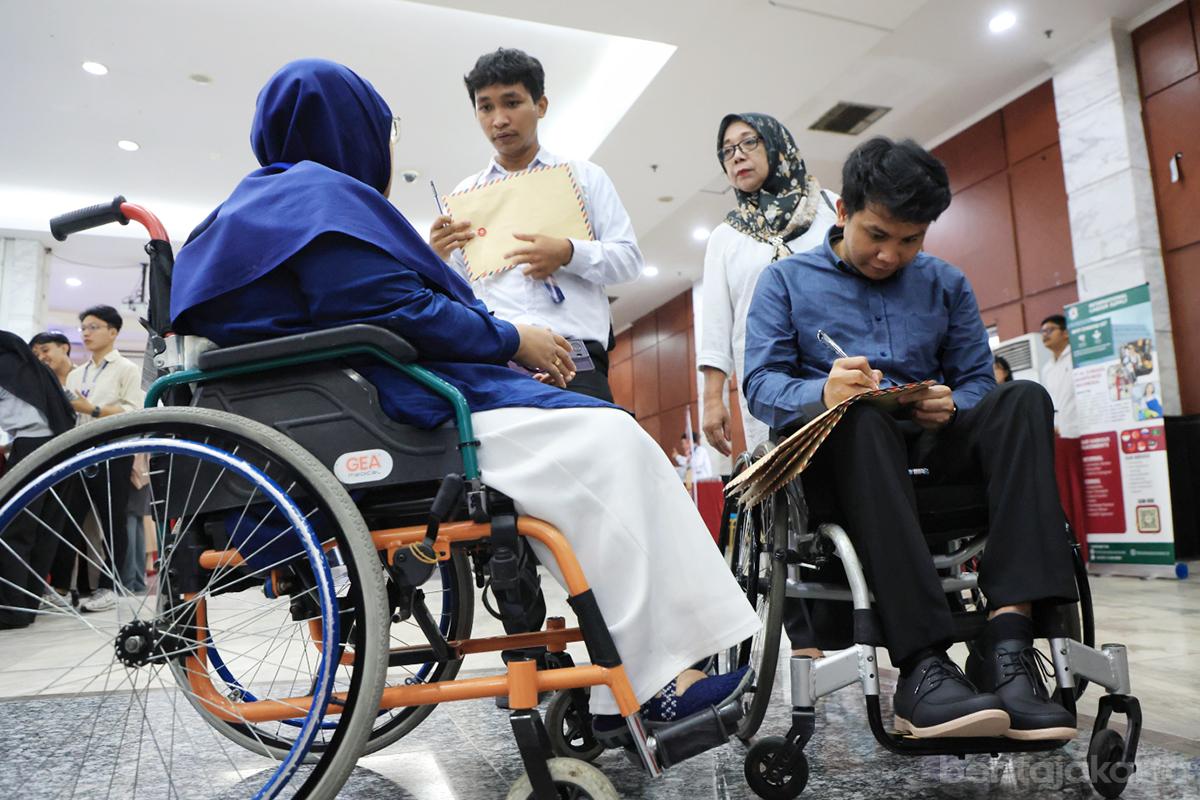 Inclusive job fair jaktim otoy