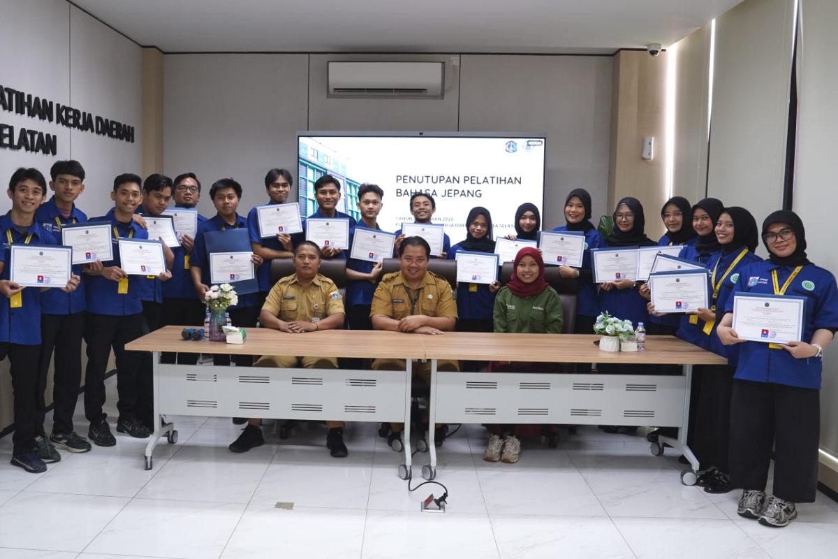 Peserta Rampungkan Pelatihan Bahasa Jepang di PPKD Jaksel