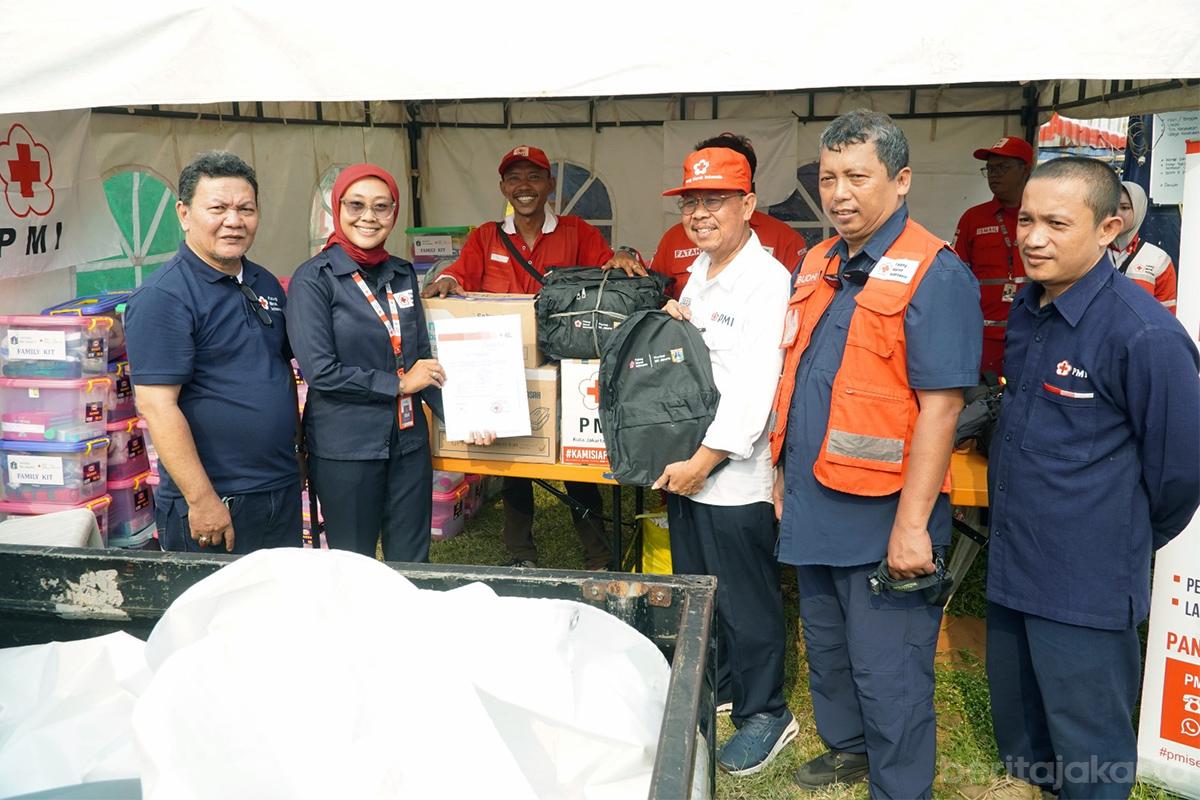 Pmi jaksel bantuan kebakaran kemayoran tiyo