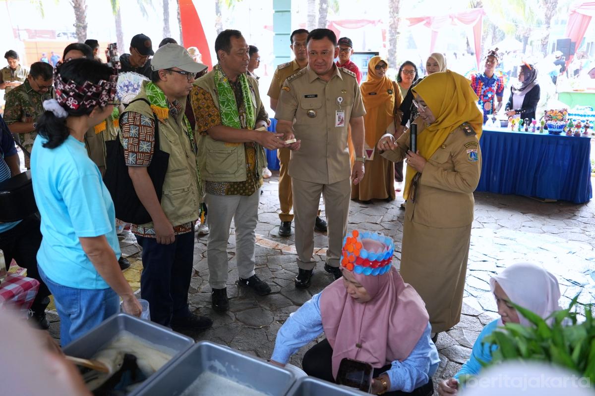 Kelapa Gading Timur Inovasi Lingkungan Street Fest anita