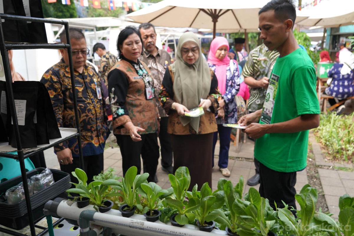 Bazar Sudin KPKP Jaksel Libatkan UMKM Binaan dan Penggiat Urban Farming