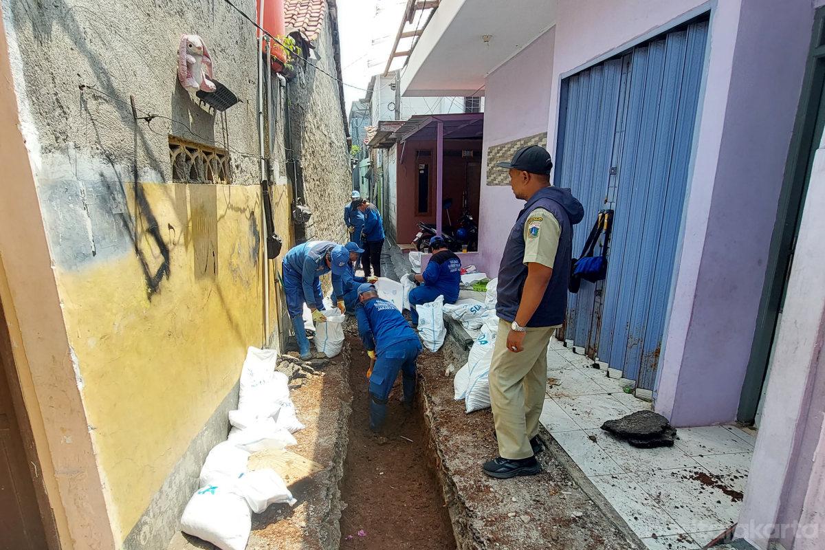 Saluran di Gang Palem IV Direvitalisasi