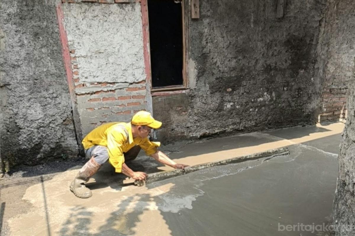 Perbaikan Jalan Amblas di Manggarai Selatan Tuntas