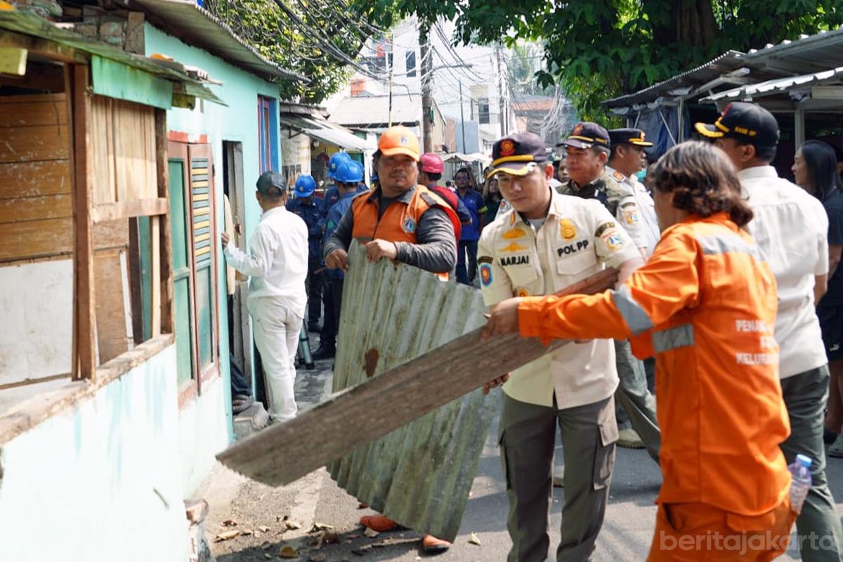 Bangunan liar Jalan Kampung Bali XXXII folmer