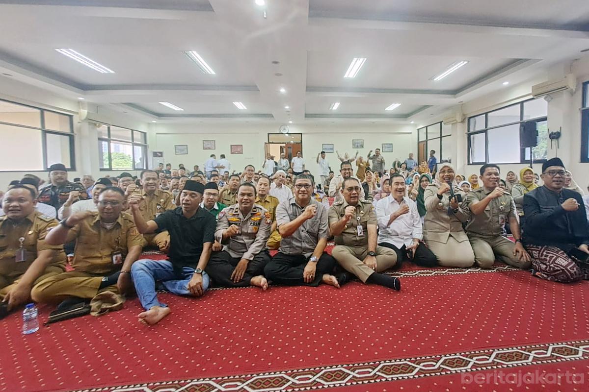 Arifin halalbihalal folmer2