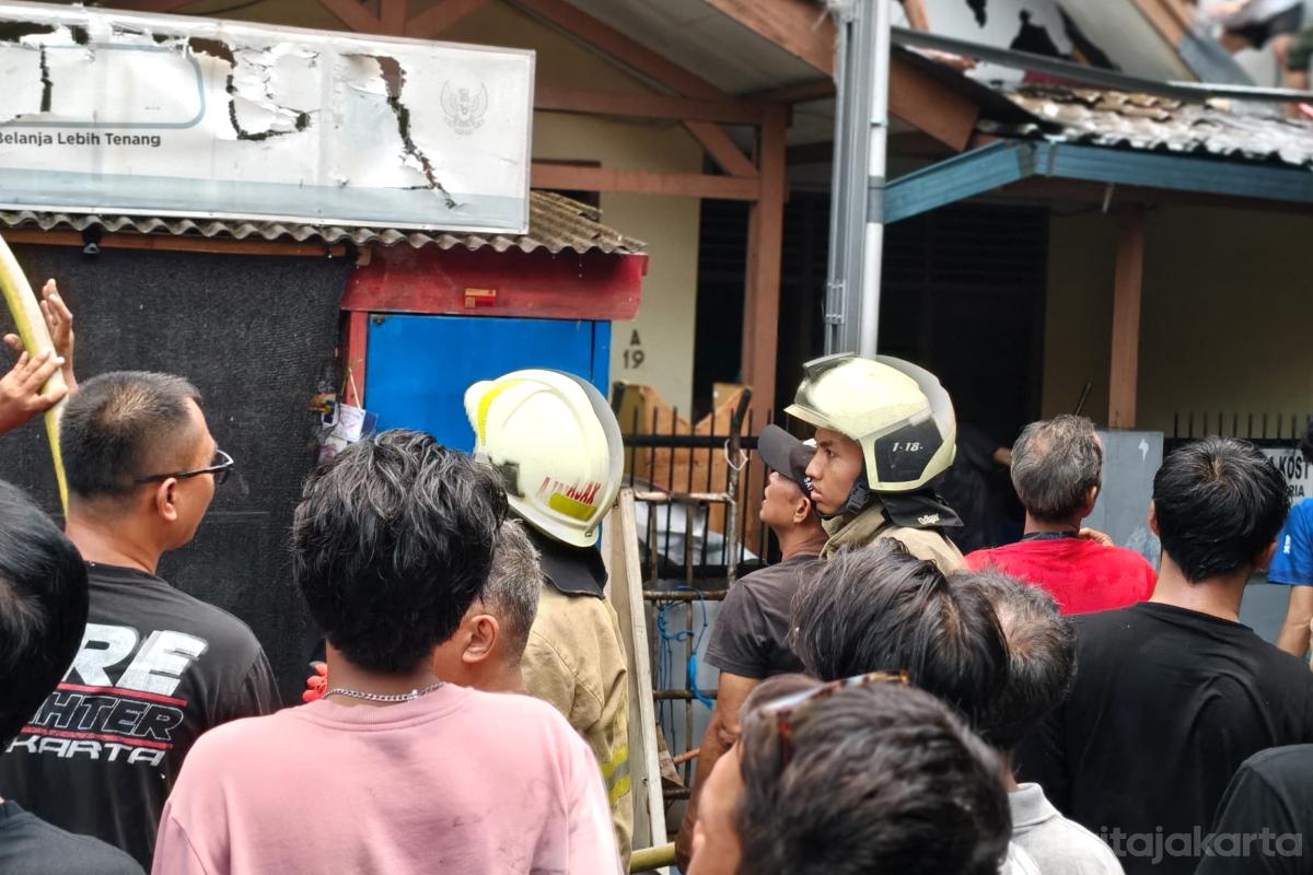 Kebakaran Rumah di Raden Saleh folmer