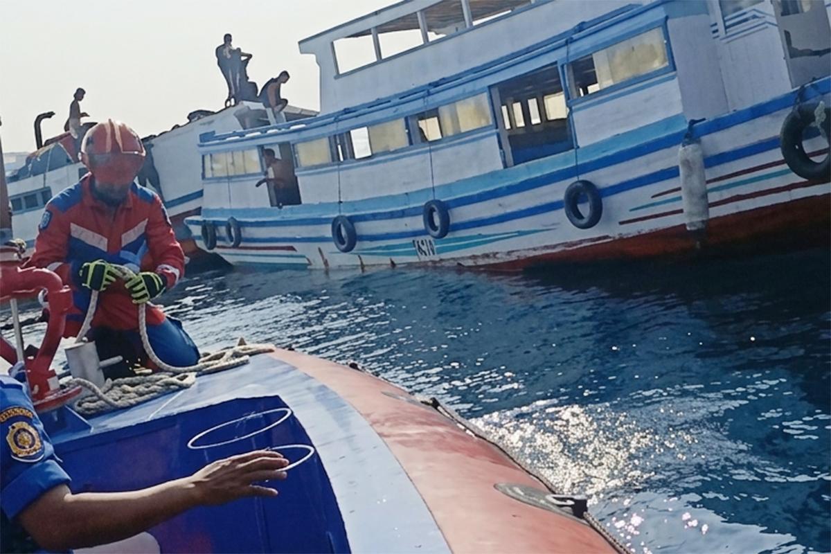 Evakuasi kapal anita ist