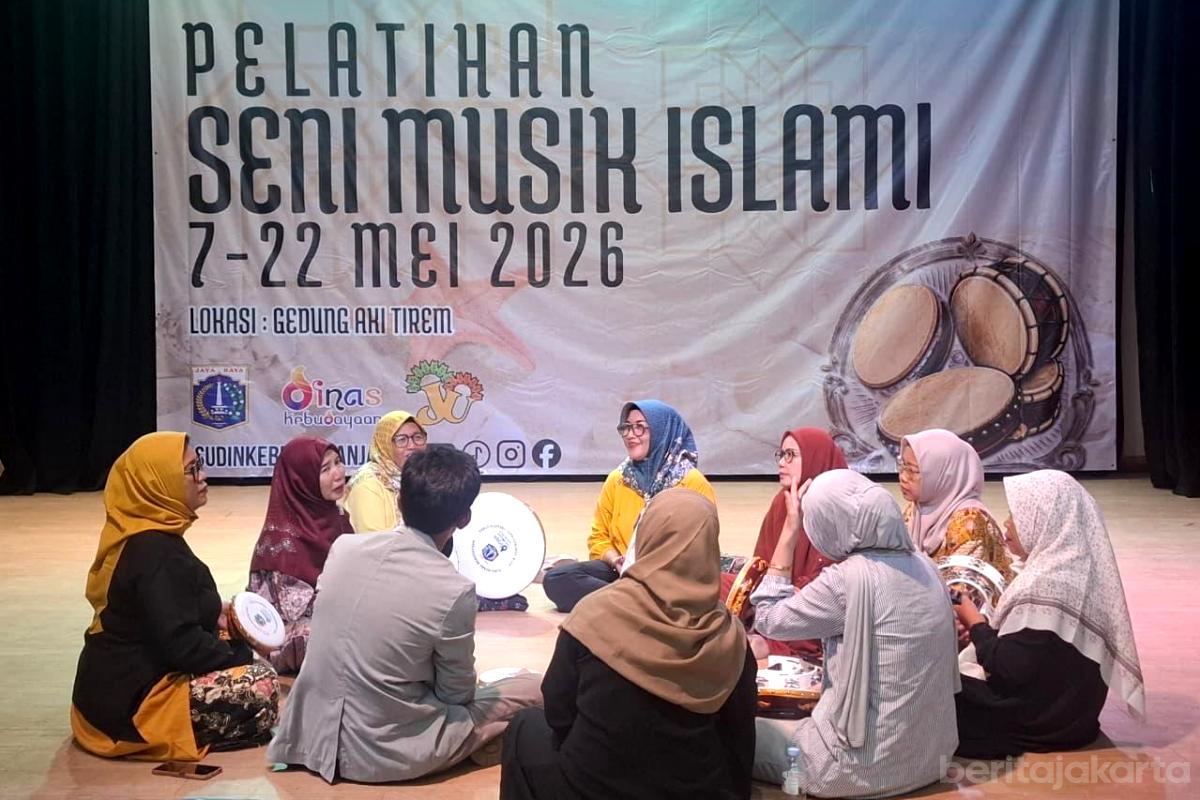 Pelatihan musik islami anita