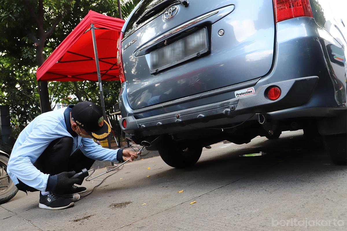 Uji emisi jaksel blur tiyo