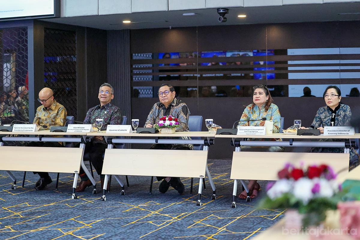 Gubernur pramono FGD Jakarta Education and Innovation Center rezap