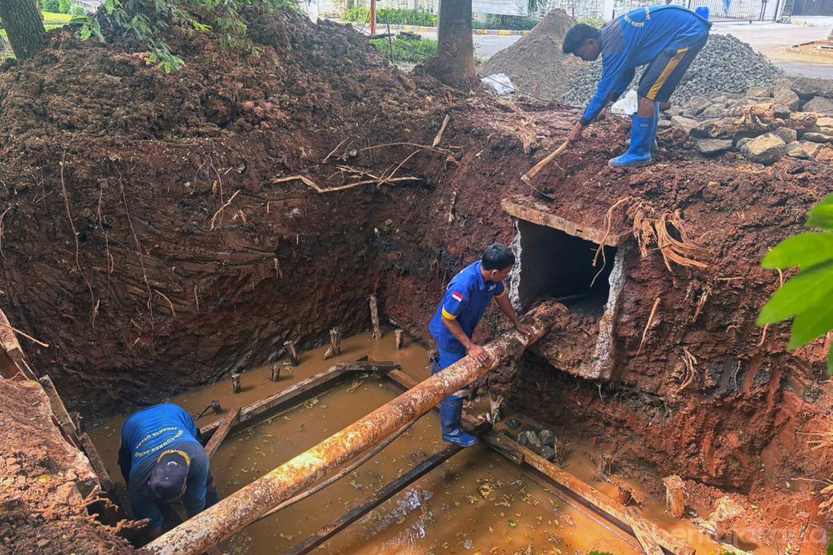 Kolam olakan Jalan Gading Nirwana anita