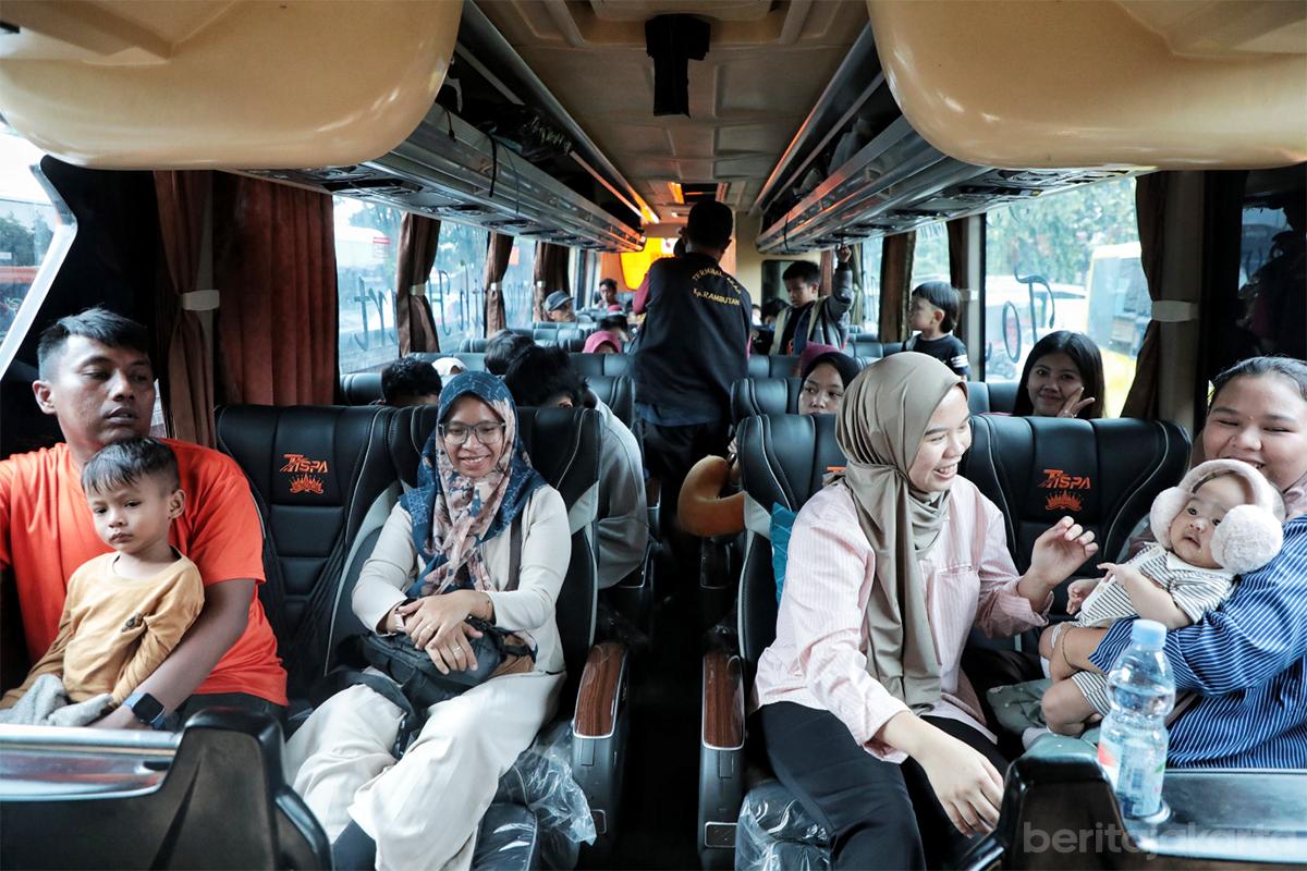 Mudik bus otoy