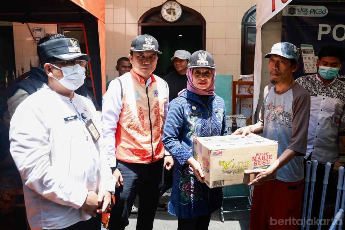 Pemkot Jakbar Pastikan Penyintas Kebakaran di Tanah Sereal Tertangani