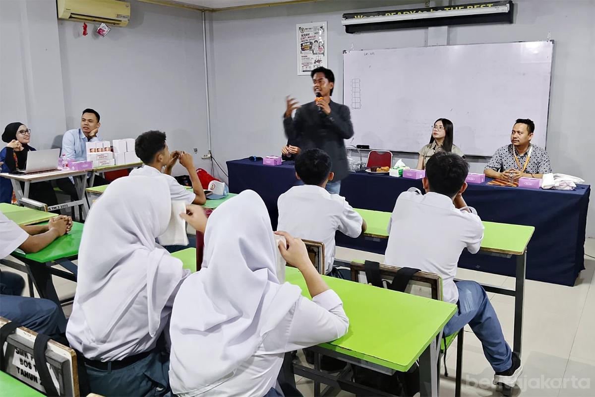 Ngobrol bareng beritajakarta SMK PGRI 1 nur2