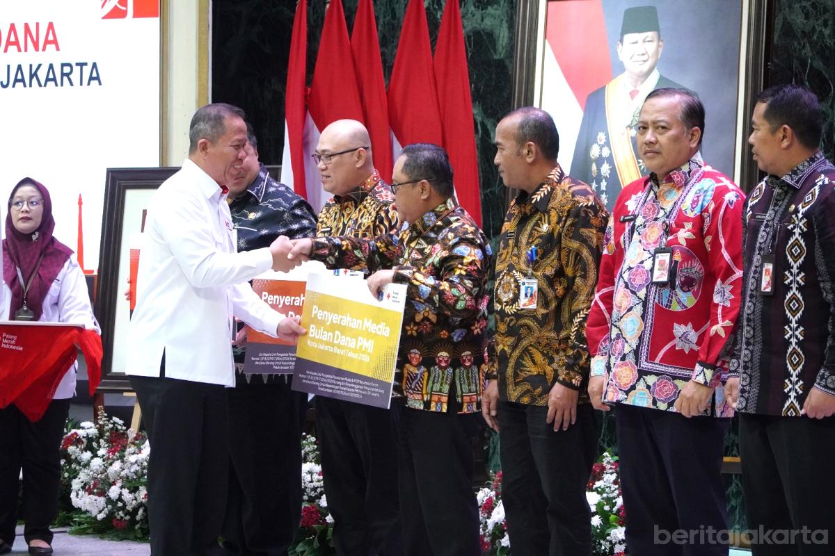 Bulan dana PMI dki budi