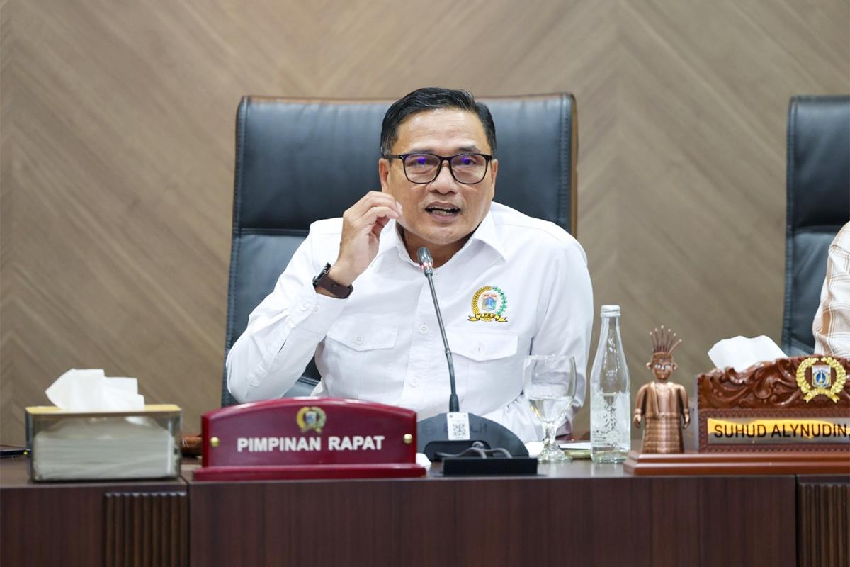 Ketua dprd suhud alynudin fakhri ist