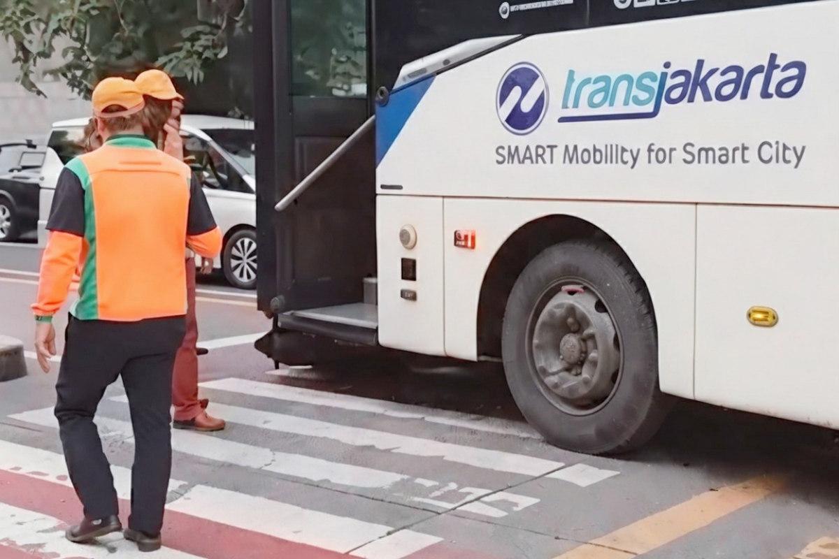 Transjakarta gunung sahari