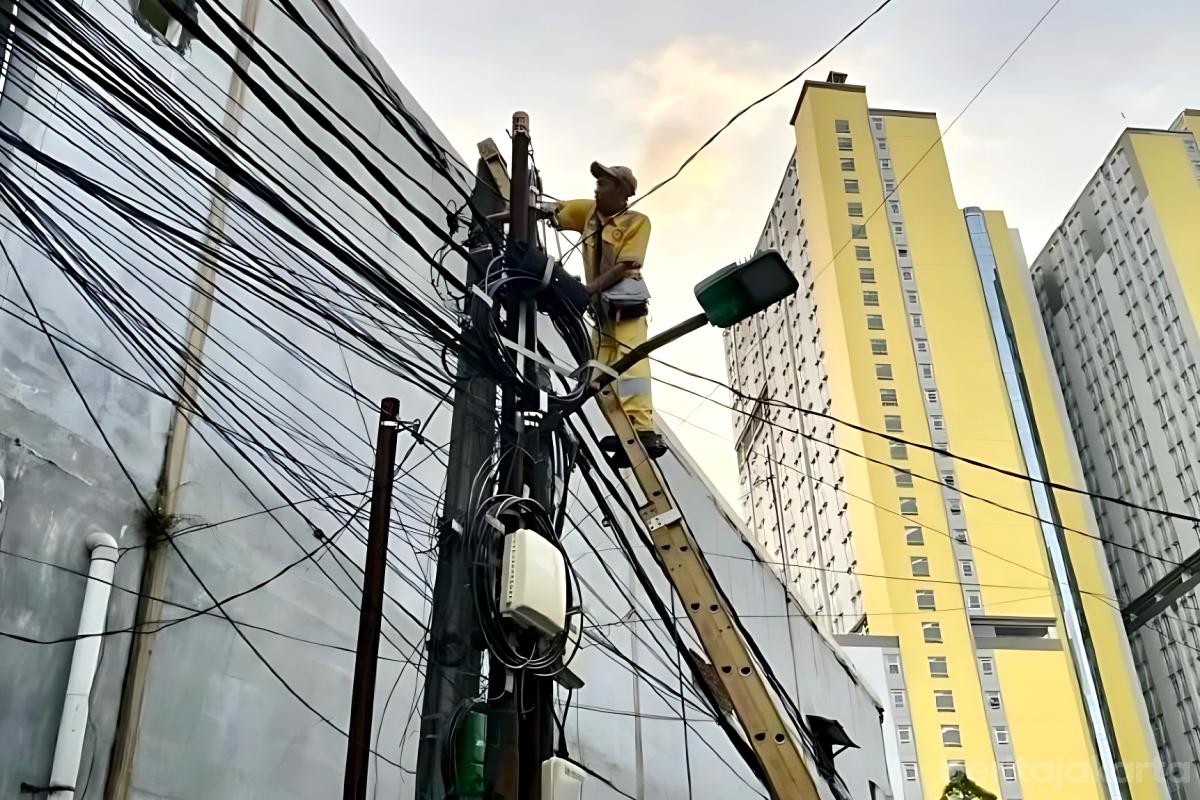 Perbaikan pju jakut anita