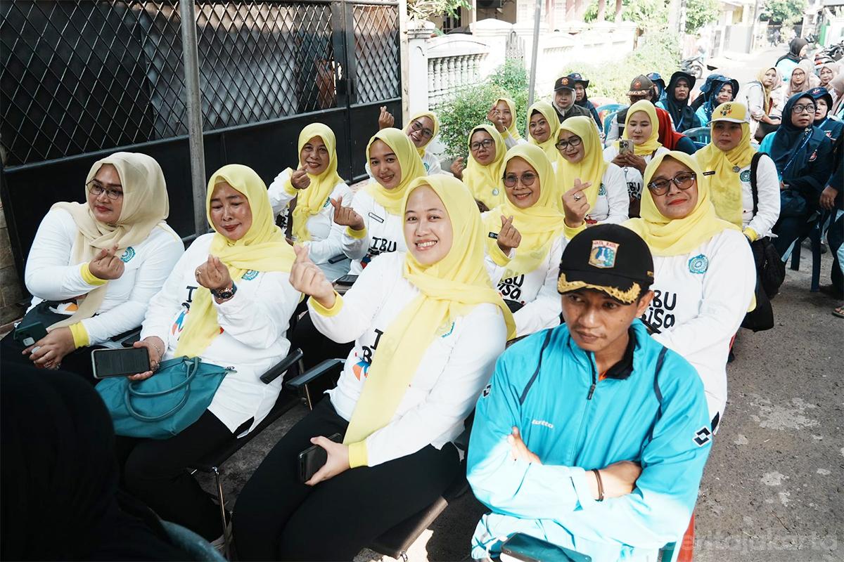 Meruya Selatan edukasi Perlindungan Perempuan Anak budi