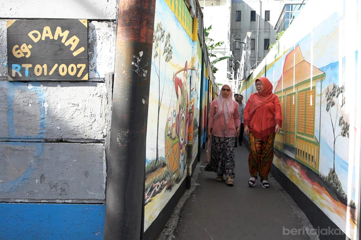 Penataan di Jalan Damai Usung Konsep Mural Nuansa Betawi