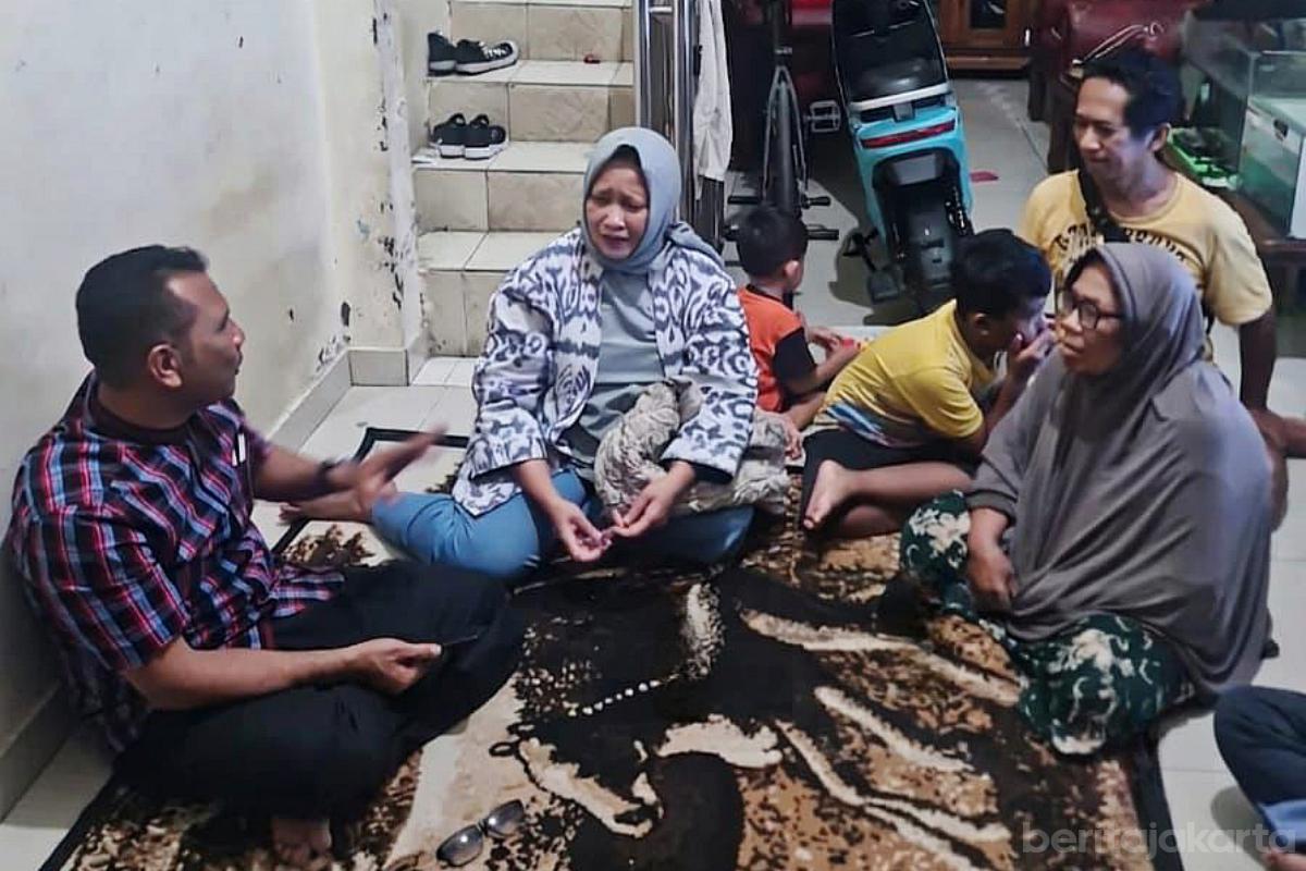 Pegawai pemprov rumah warga anita