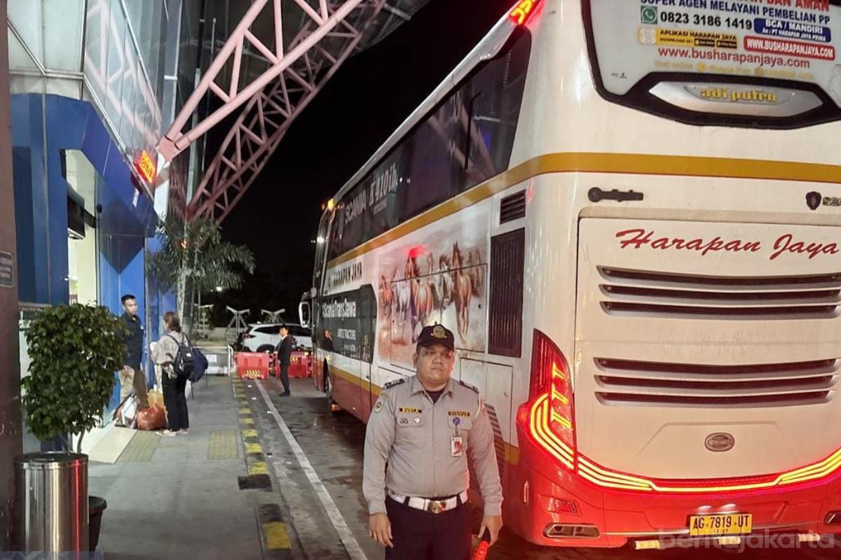 Arus balil terminal pulogebang masih landai nurito