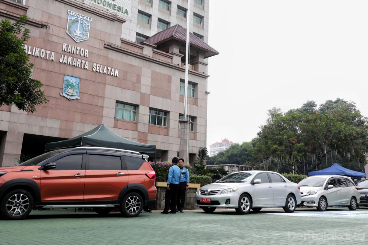 Penitipan kendaraan kantor walikota ilustrasi
