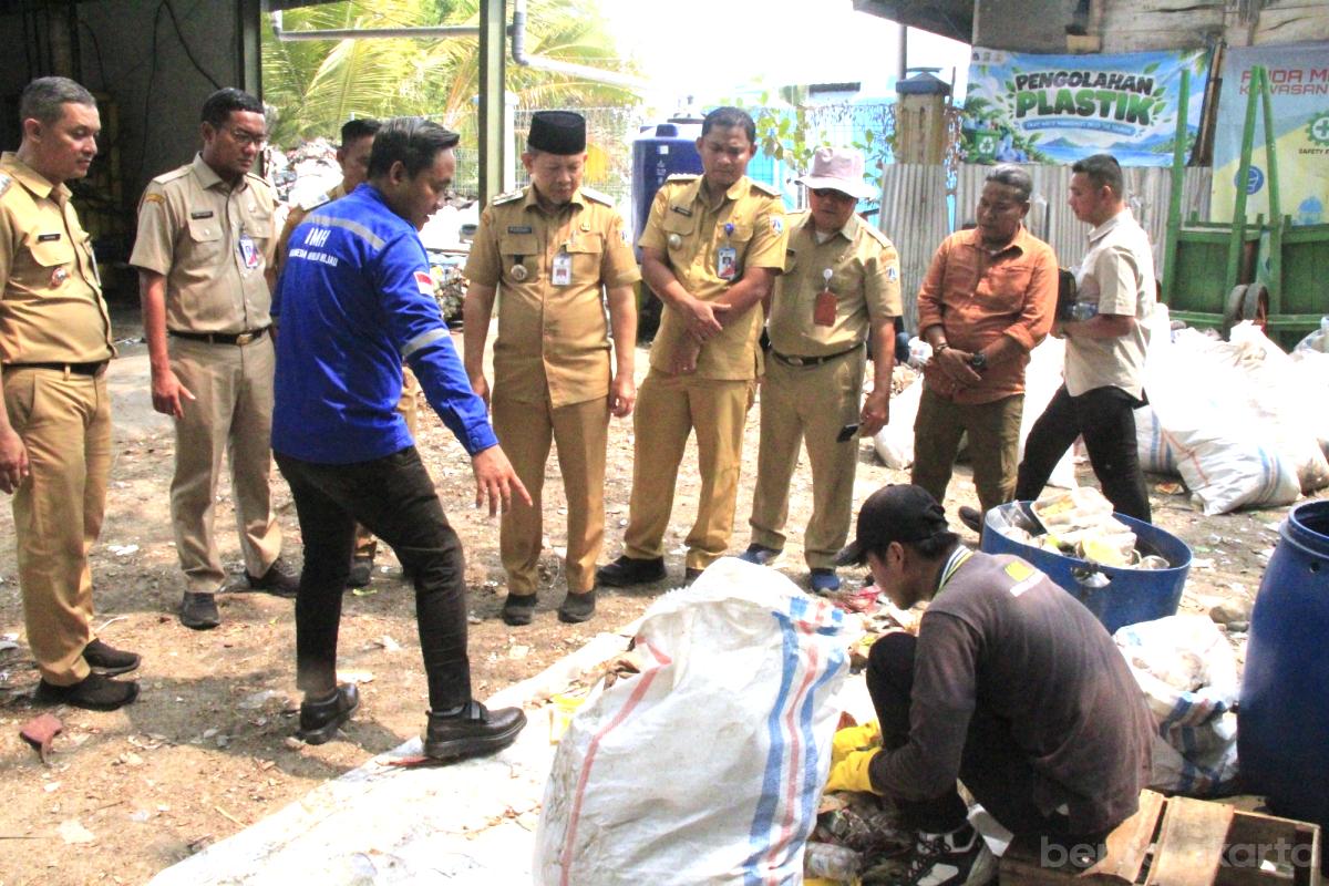 Edukasi Pilah Sampah pulau panggang anita