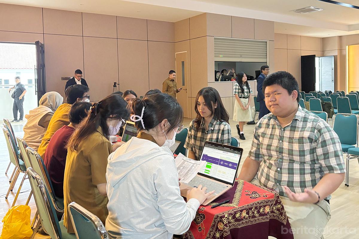 Sekolah Kristen IPEKA Sunter II cek keshatan anita