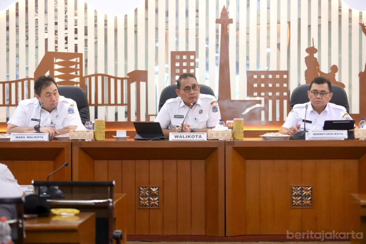 Walikota jakpus arifin