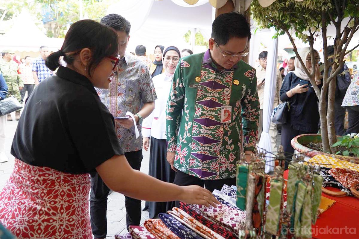 Walkot syafrin festival batik tebet tiyo