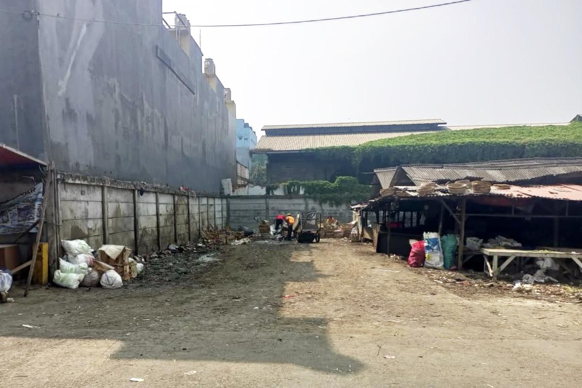 Tumpukan Sampah Cakung Barat nur ist3