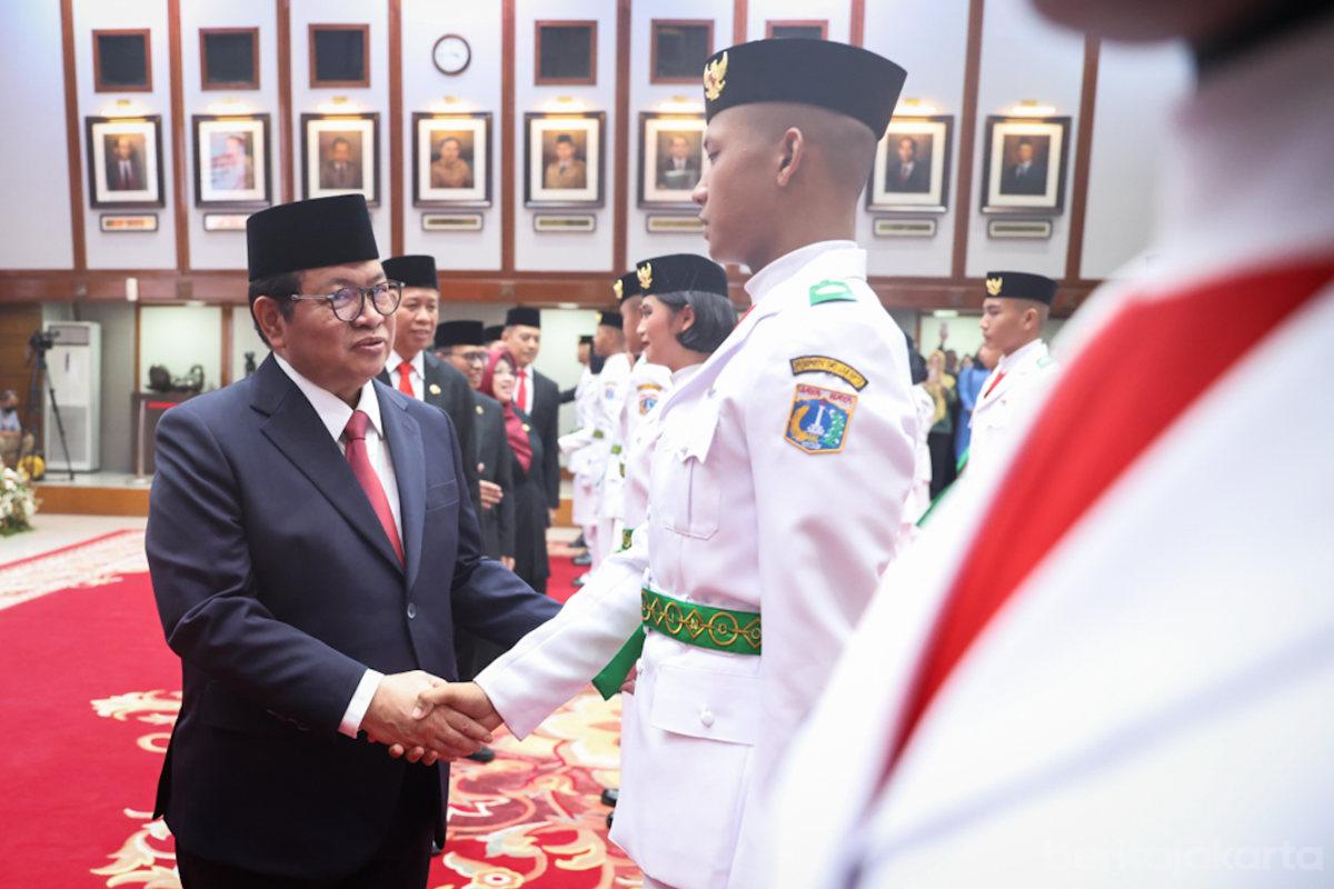 Pengukuhan Paskibraka jati