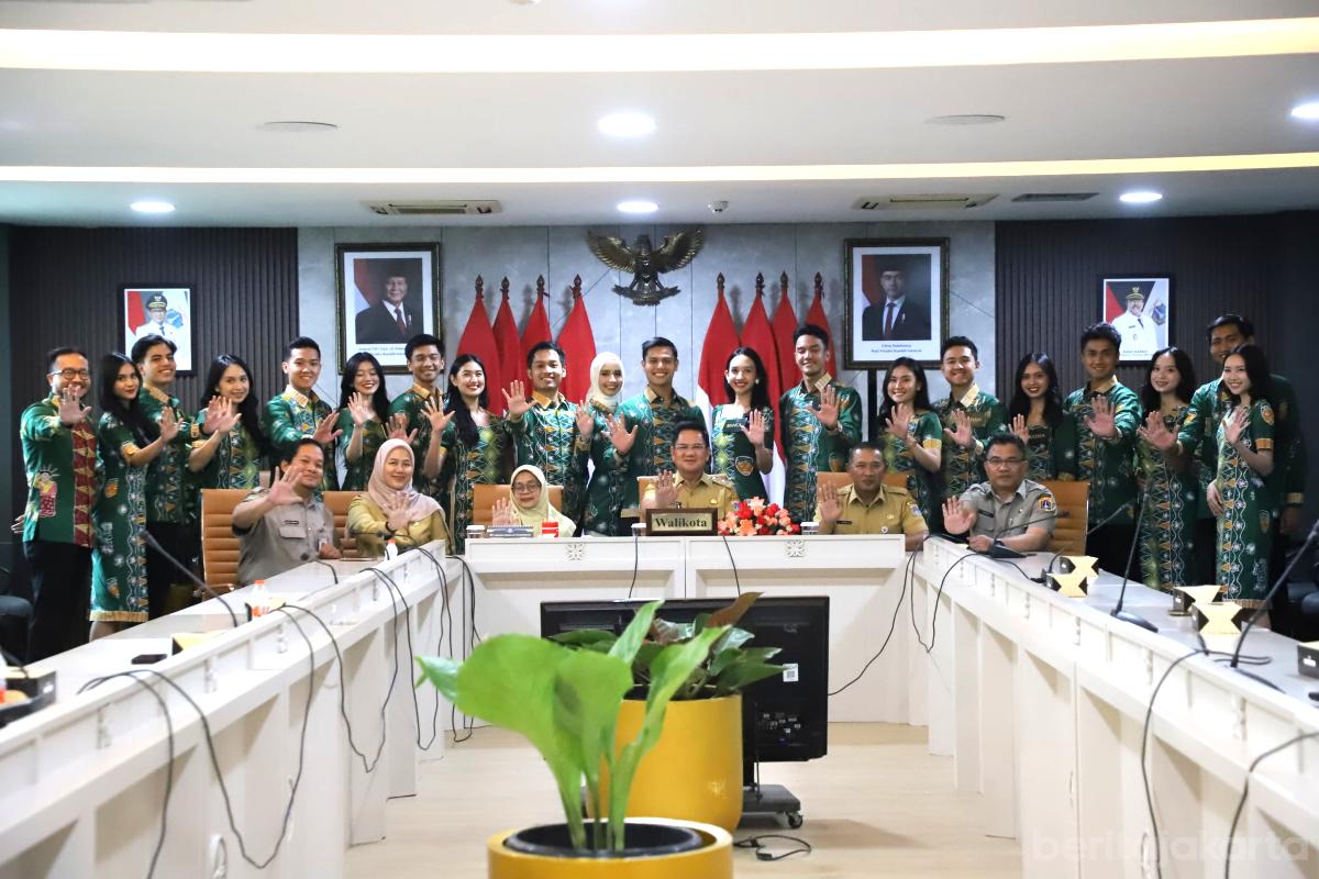 Walikota abnon jaksel tiyo