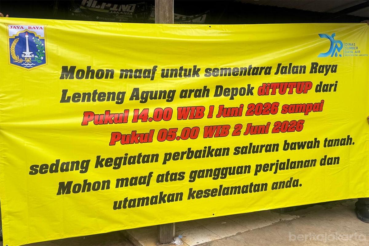 Jalan lenteng agung ditutup tiyo