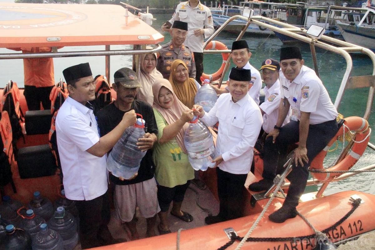 Kapal air bersih anita