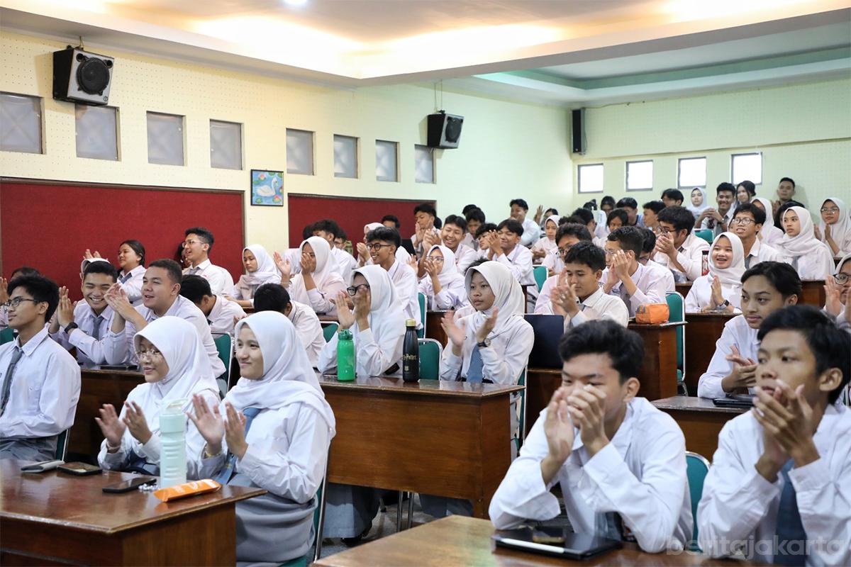 Sekolah swasta otoy