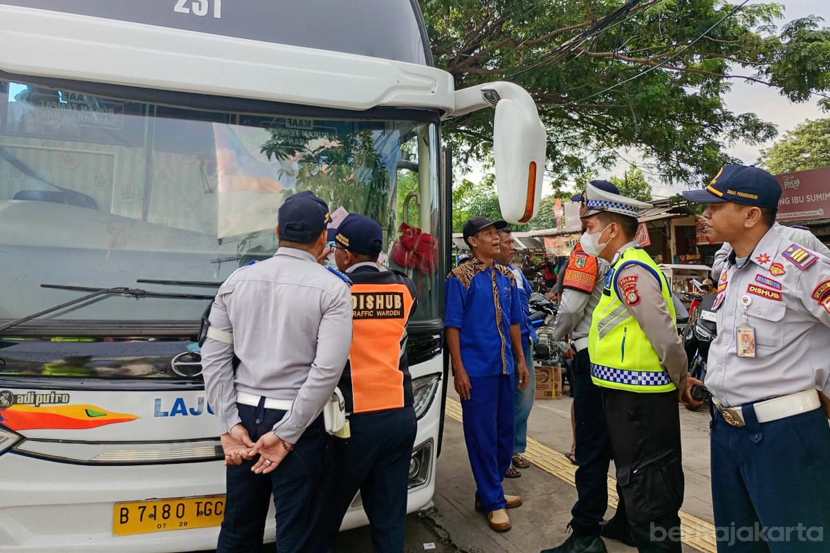Sudinhub Jakbar Gencarkan Pengawasan Terminal Bayangan Bus AKAP