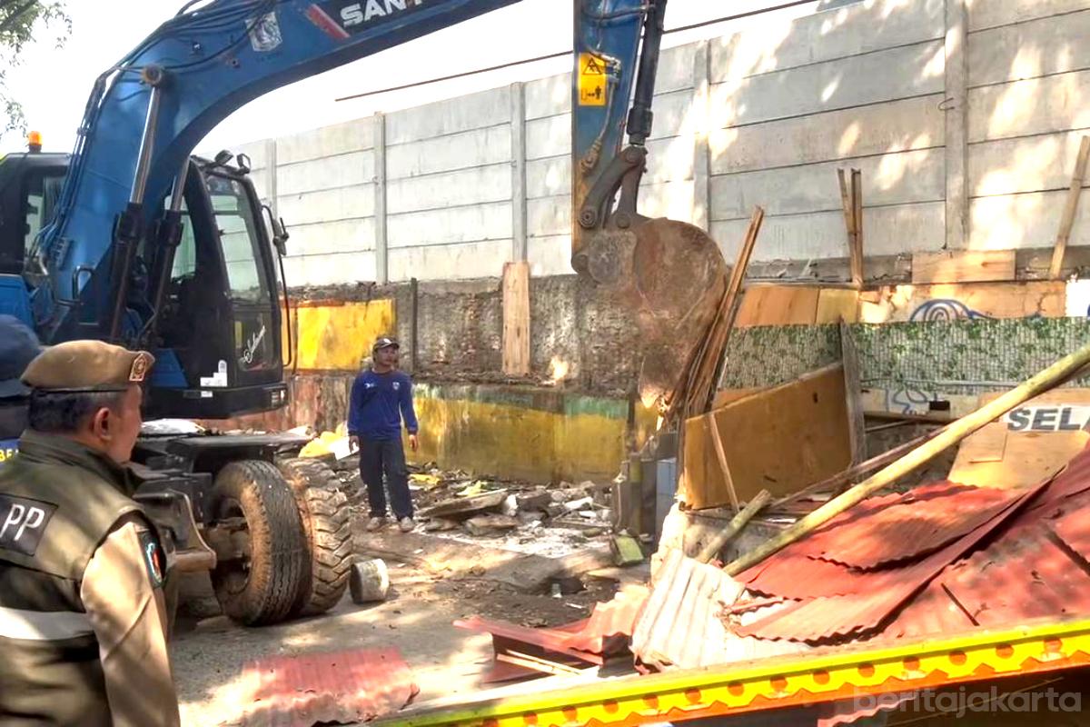 Penertiban bangunan jalan pakuwon budi