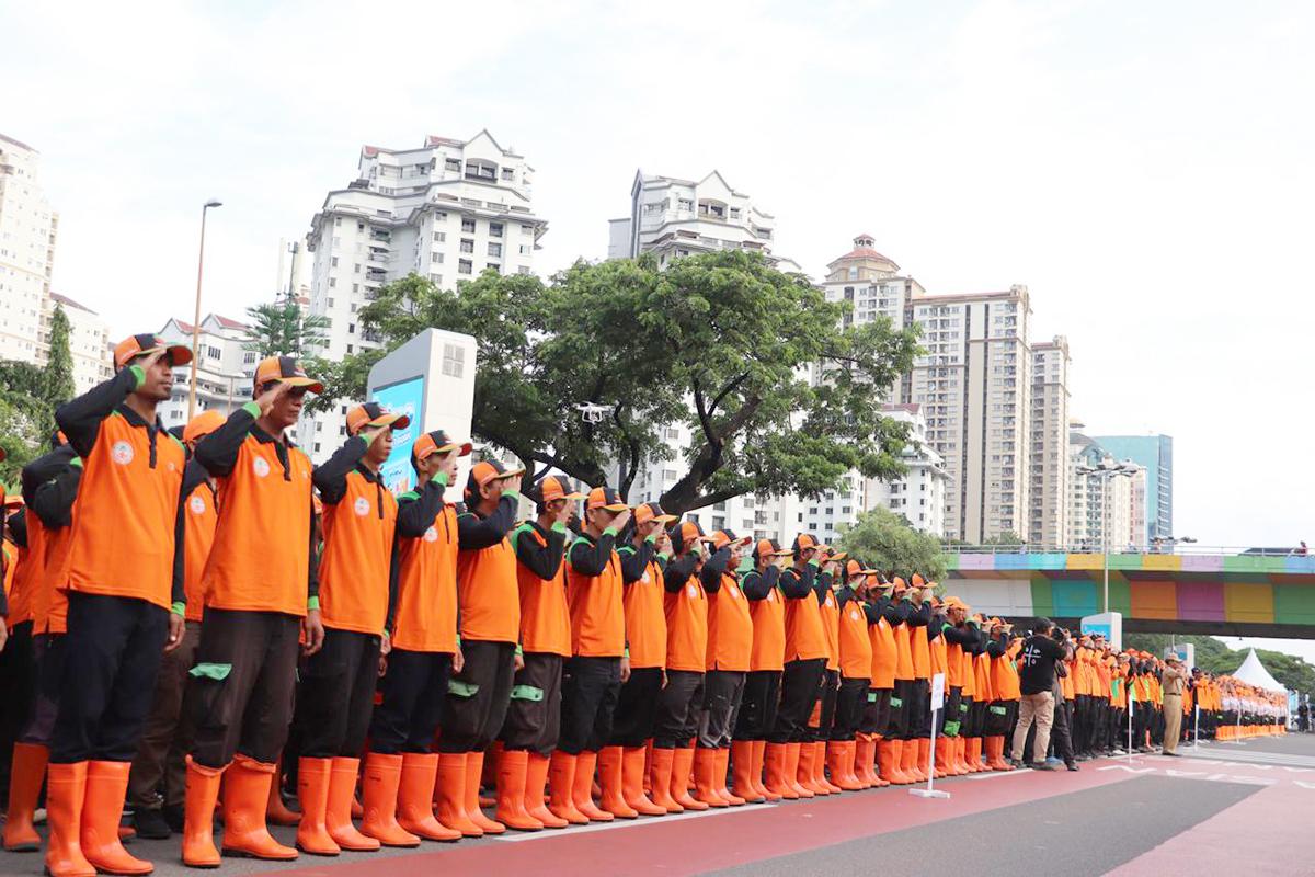 Petugas dinas lh ist2