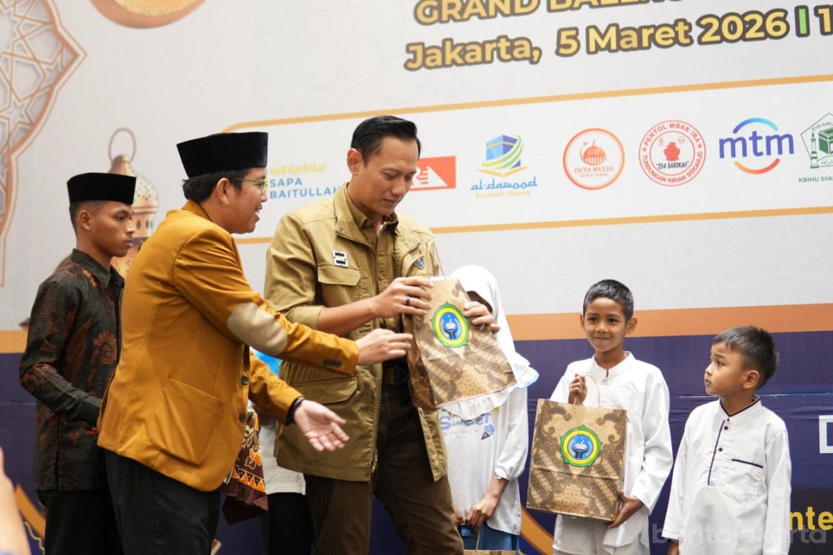 Santunan anak yatim cipayung