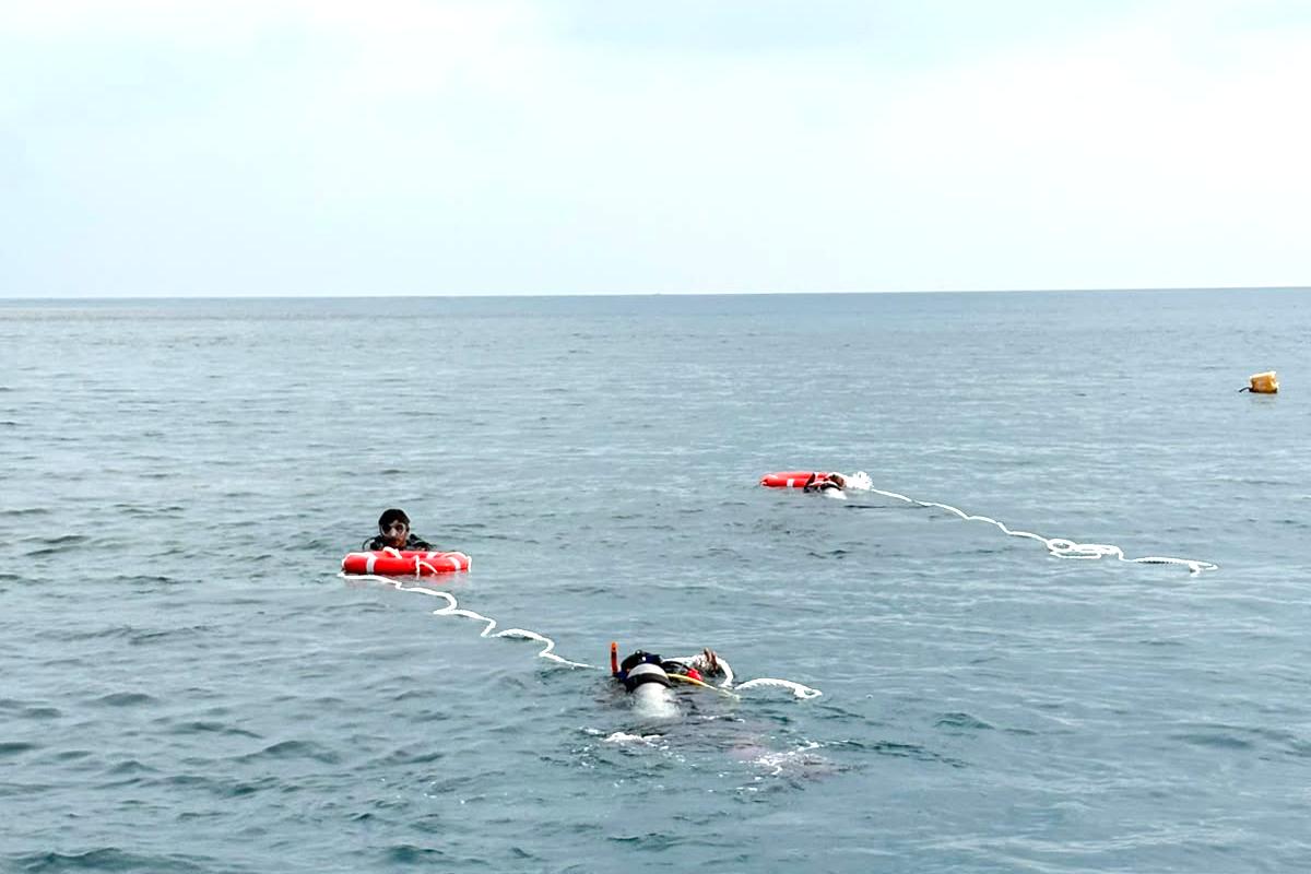 Pemasangan Ring Buoy Enam Pulau ist